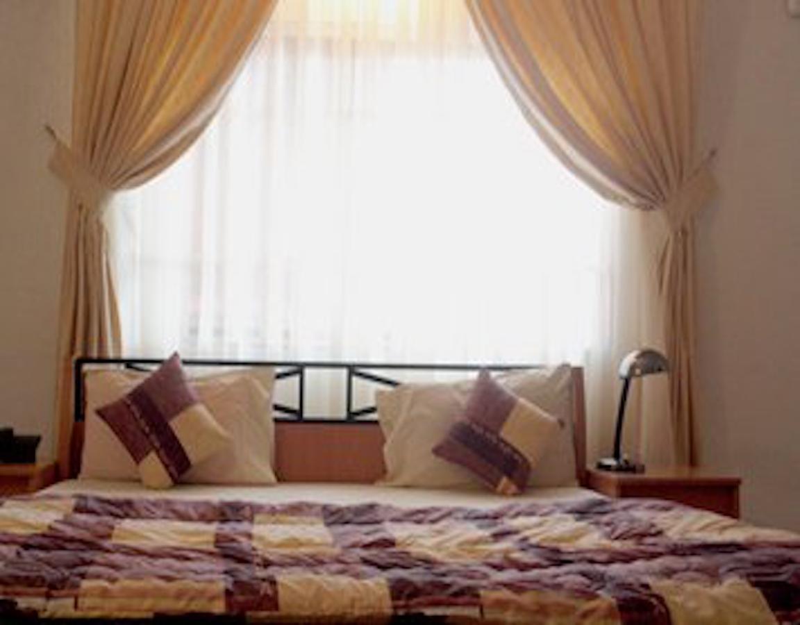 La Playa Suites Lagos Exterior photo