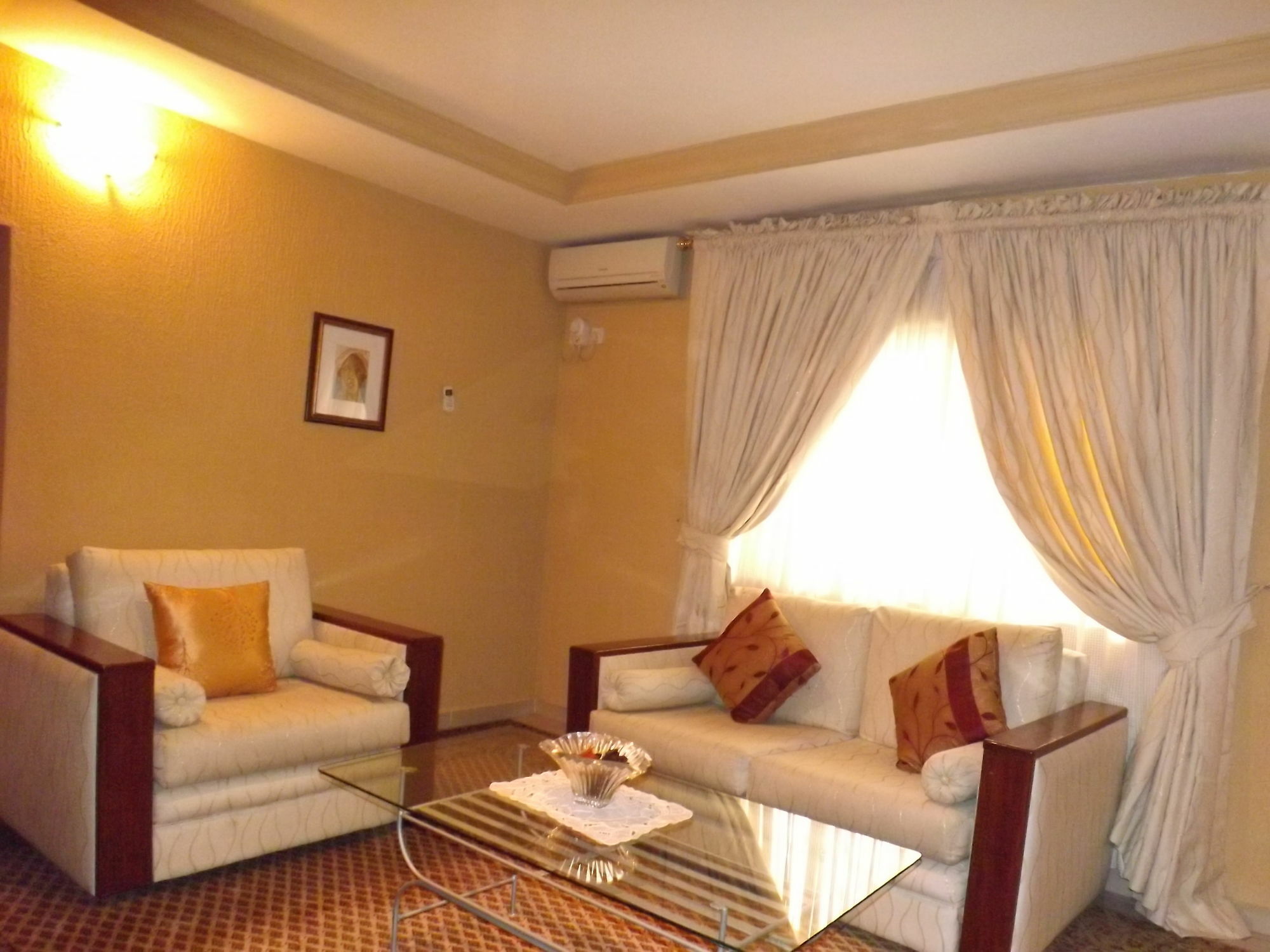 La Playa Suites Lagos Exterior photo